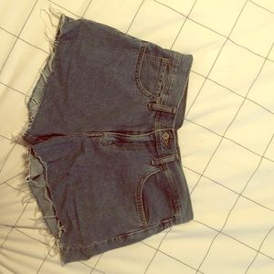 High-waisted denim Levi’s cutoffs